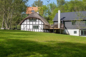 Nice Home In Allingåbro With 3 Bedrooms, Ebeltoft